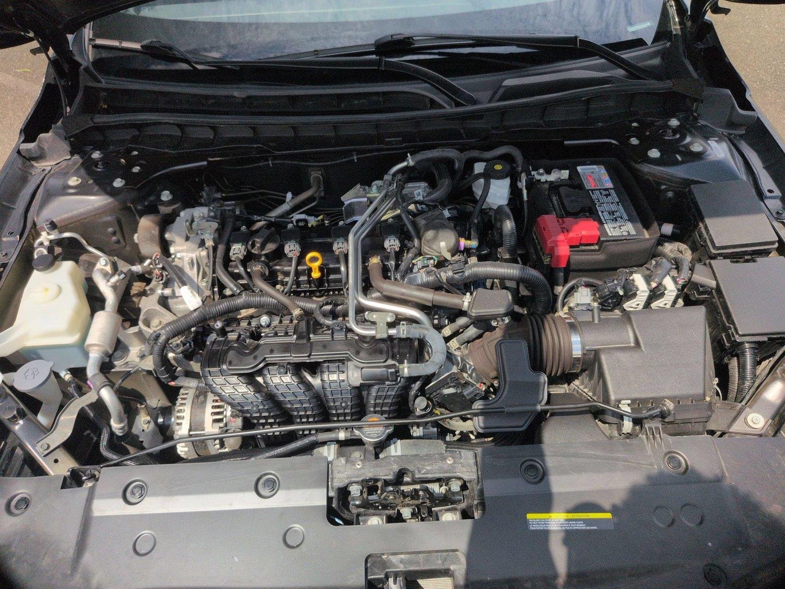 Used 2024 Super Black Nissan 2.5 SR image 38