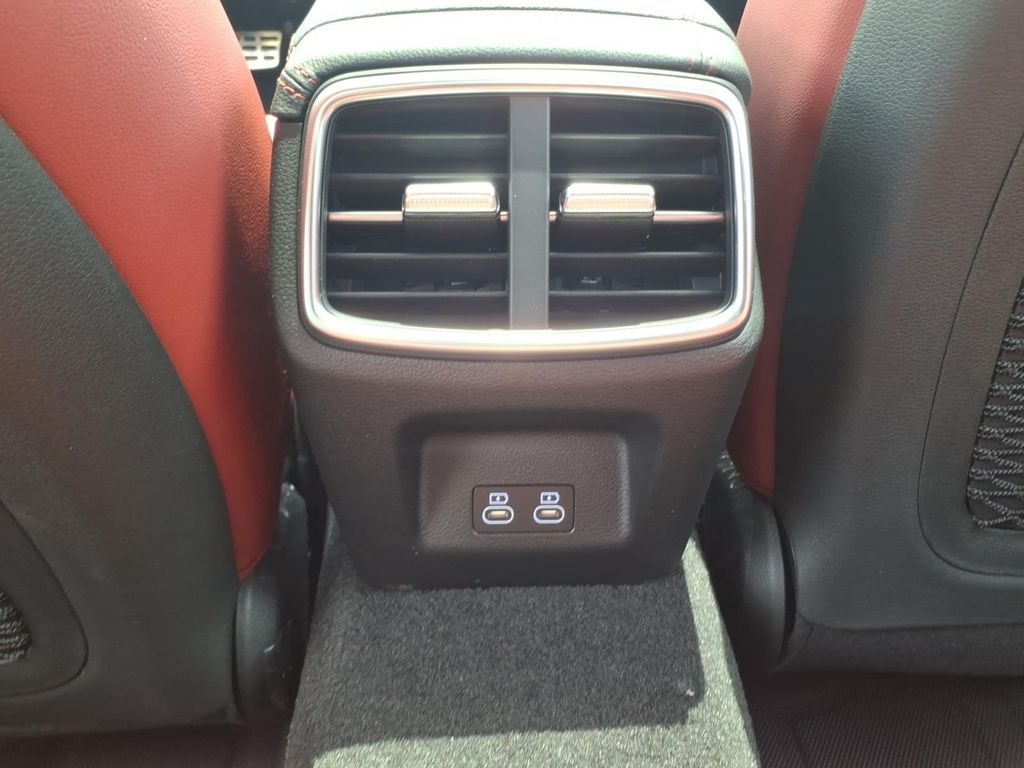New 2026 Silver Genesis 3.3T Sport Prestige image 12