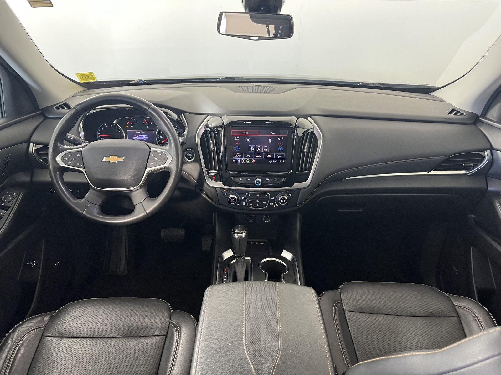 Used 2020 Mosaic Black Metallic Chevrolet Premier image 29