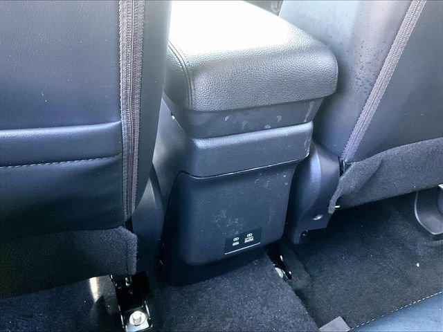 Used 2024 Silver Mitsubishi 2.0 SE image 28