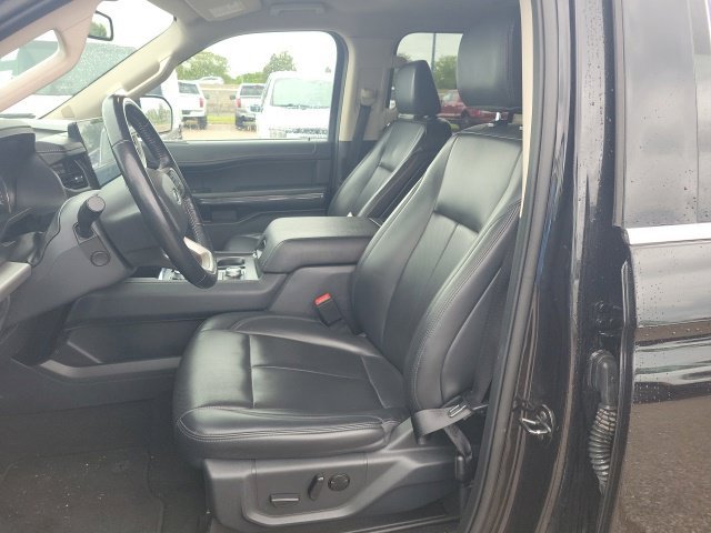Used 2024 Black Metallic Ford XLT image 17