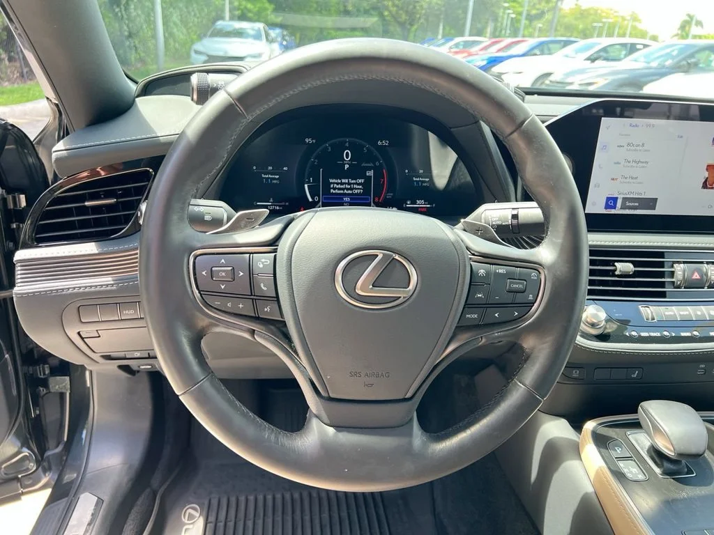Certified Used 2024 GRAPHITE BLACK GF. Lexus 500 Base image 13