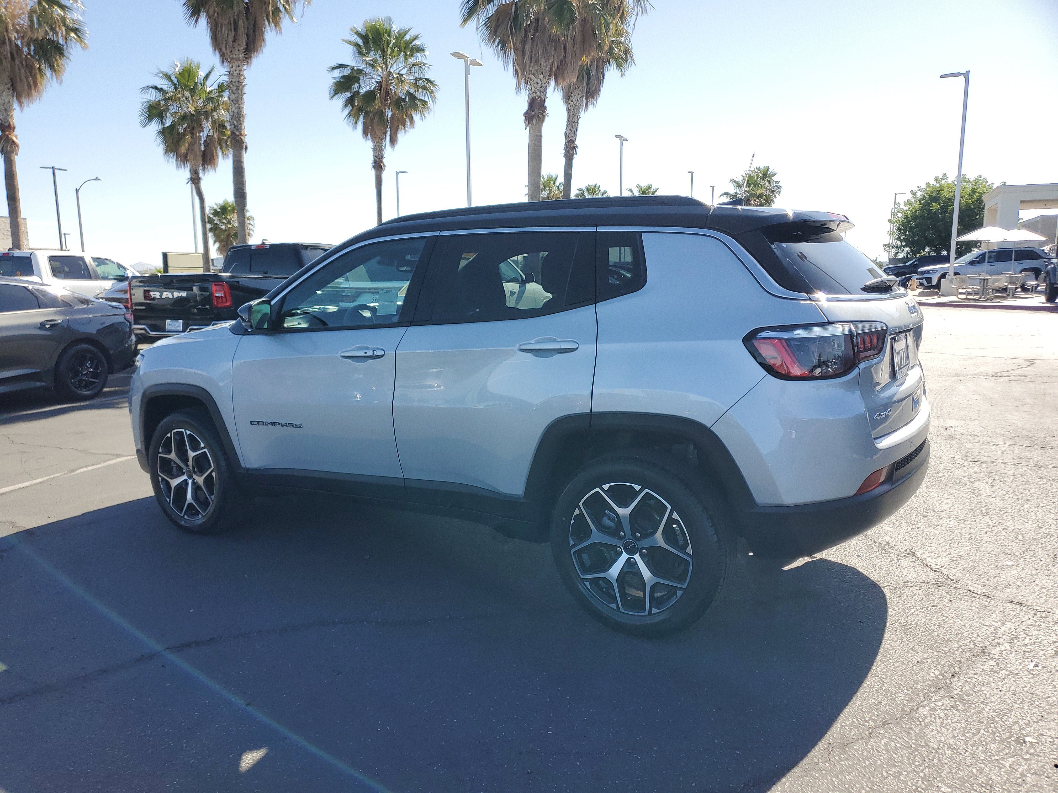 Certified Used 2025 Silver Jeep Limited image 5