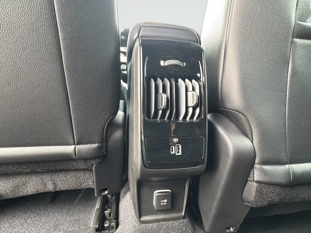 2026 Jeep Compass 85th Anniversary - Photo 29