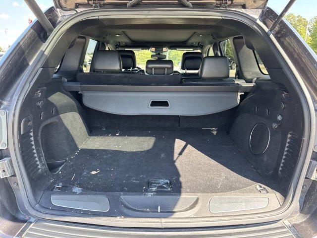Used 2019 Gray Jeep Limited image 30