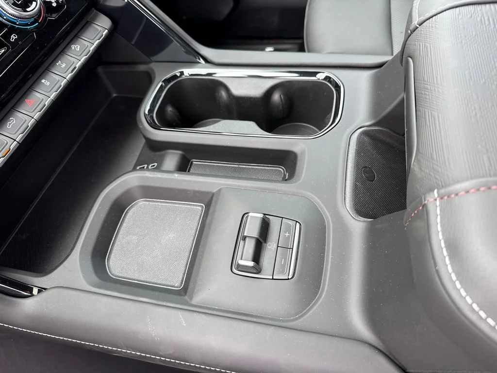 New 2026 Onyx Black GMC AT4X image 27
