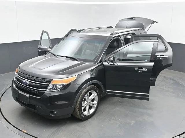 Used 2014 Black Ford Limited image 49