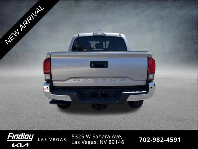 Used 2018 Silver Toyota SR5 image 6
