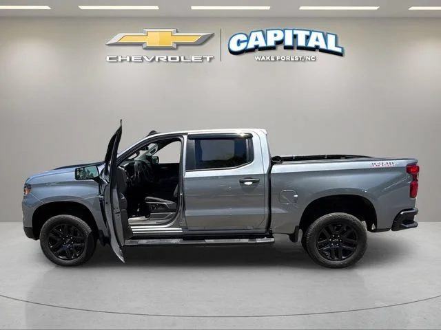 Used 2024 Sterling Gray Metallic Chevrolet Custom Trail Boss image 9