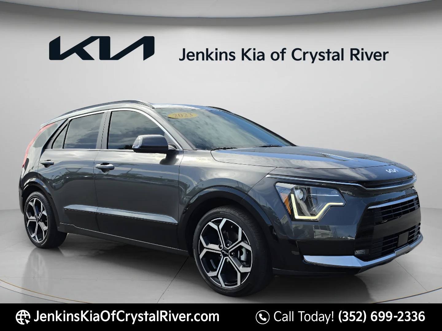Used 2023 Graphite Gray Kia EX Touring image 2