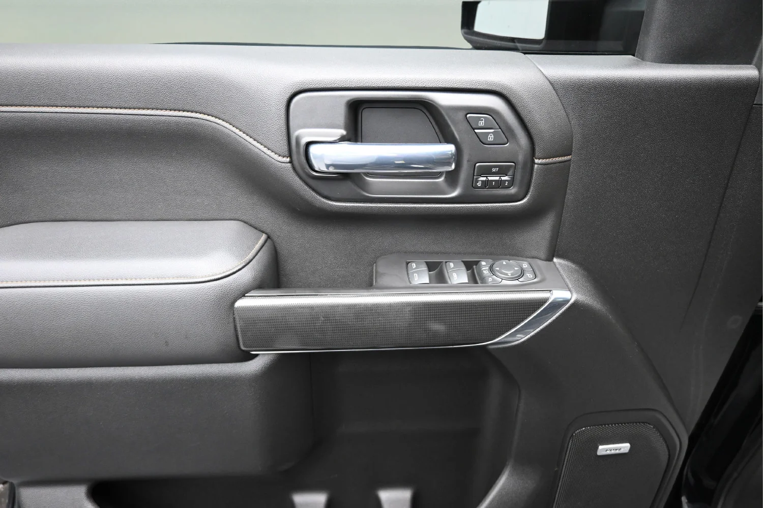 Used 2020 ONYX BLACK GMC AT4 image 10