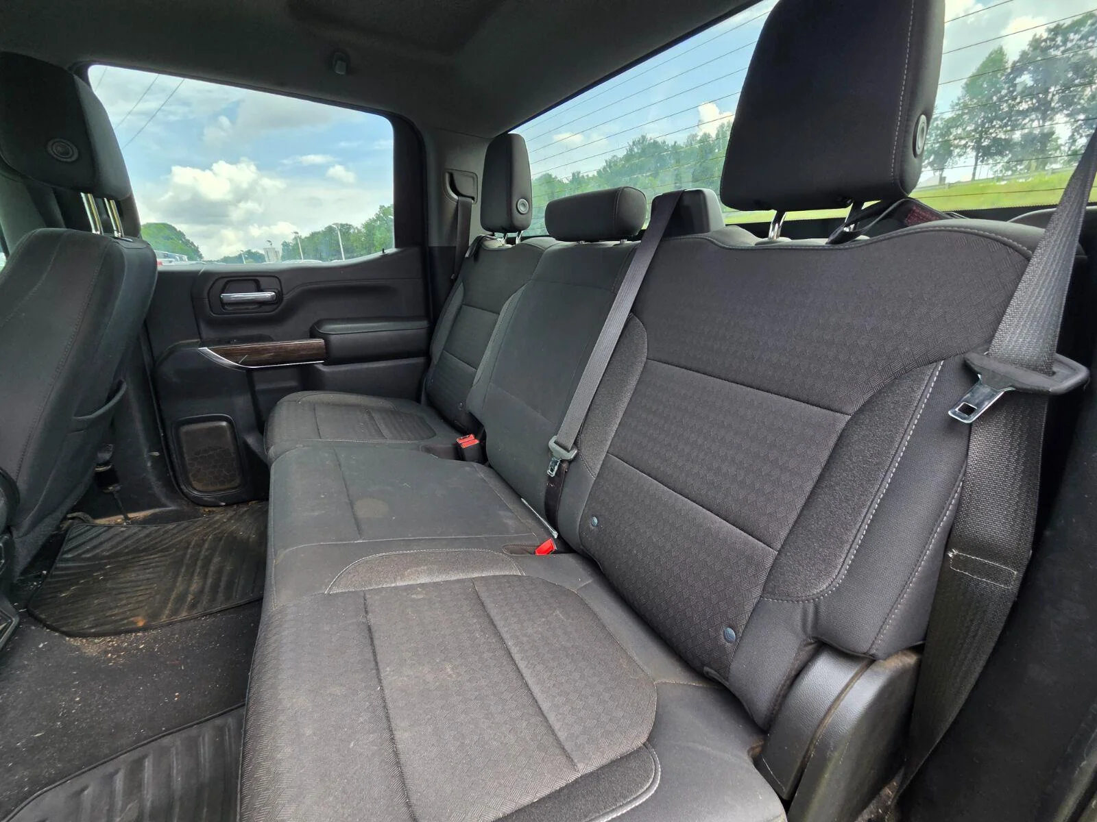 Used 2020 ONYX BLACK GMC Elevation image 11