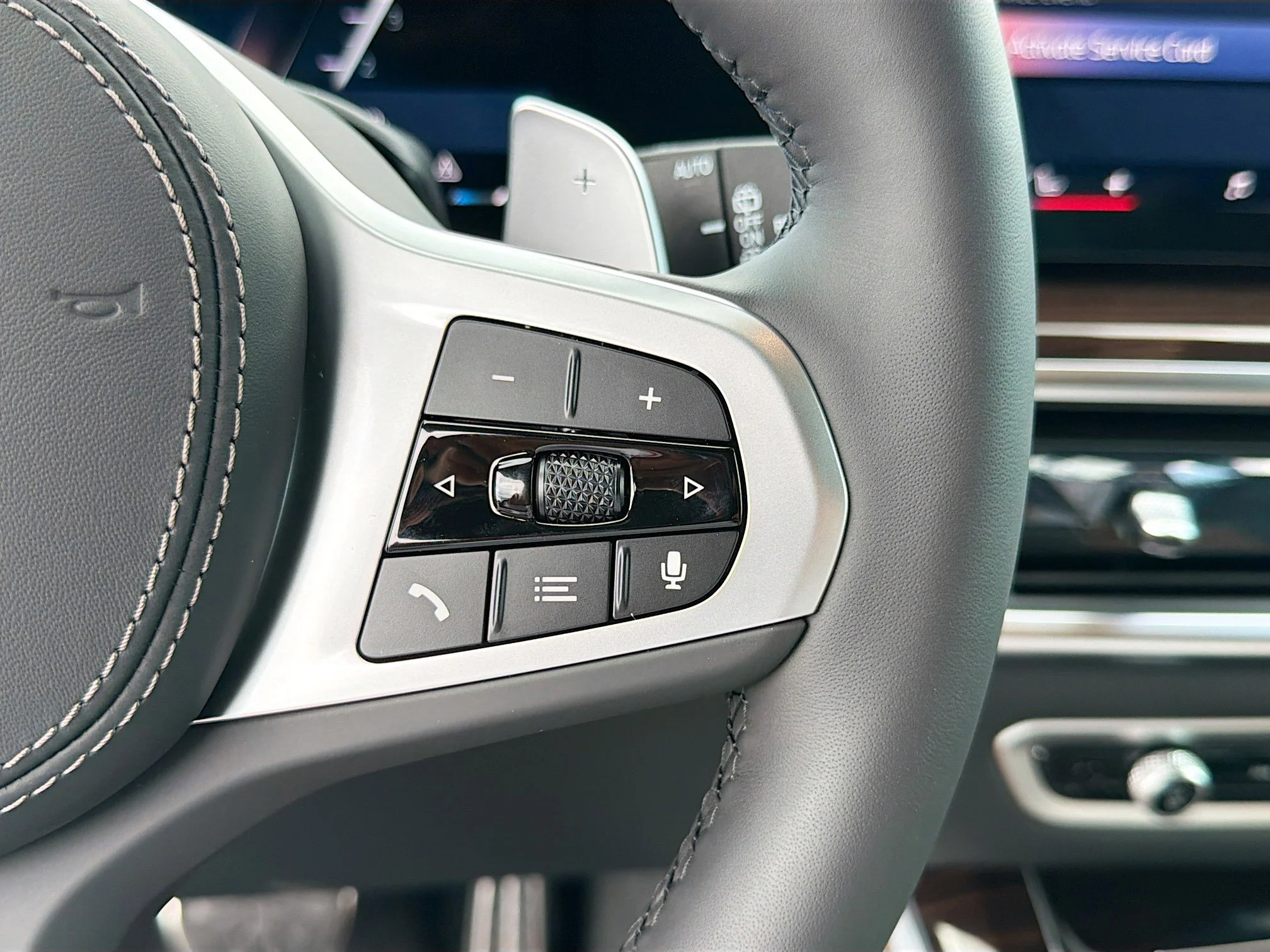 New 2026 Brooklyn Grey Metallic BMW sDrive40i image 37