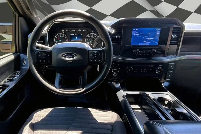 Used 2023  Ford XL image 5