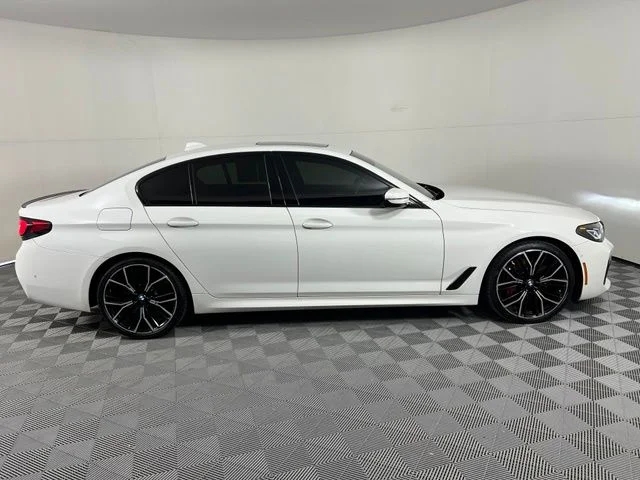 Used 2023 Alpine White BMW 540i image 8