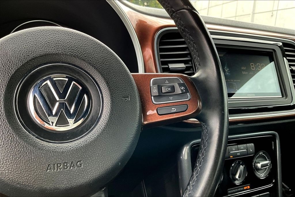 Used 2017  Volkswagen 1.8T SE image 11