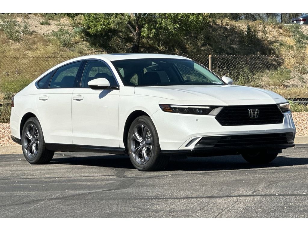 Used 2026 Platinum White Pearl Honda EX-L image 74