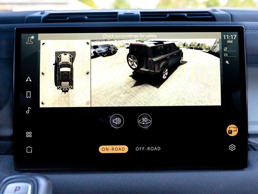Used 2023 Blue Land Rover X-Dynamic SE image 30