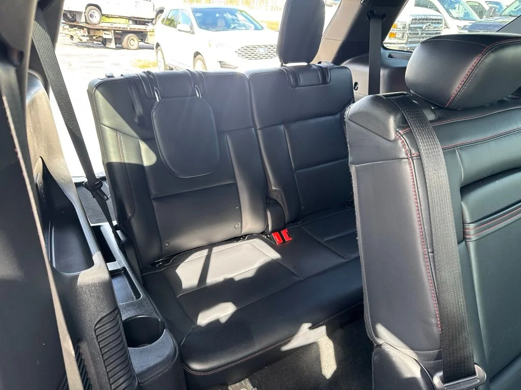 Used 2025 Gray Metallic Ford ST-Line image 42