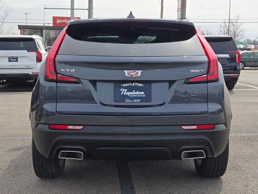 Used 2021 Gray Cadillac Luxury image 14