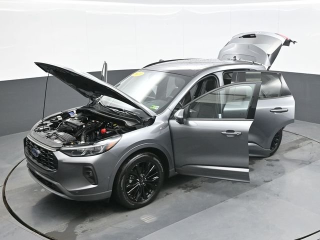 Used 2024 Gray Ford ST-Line Elite image 28