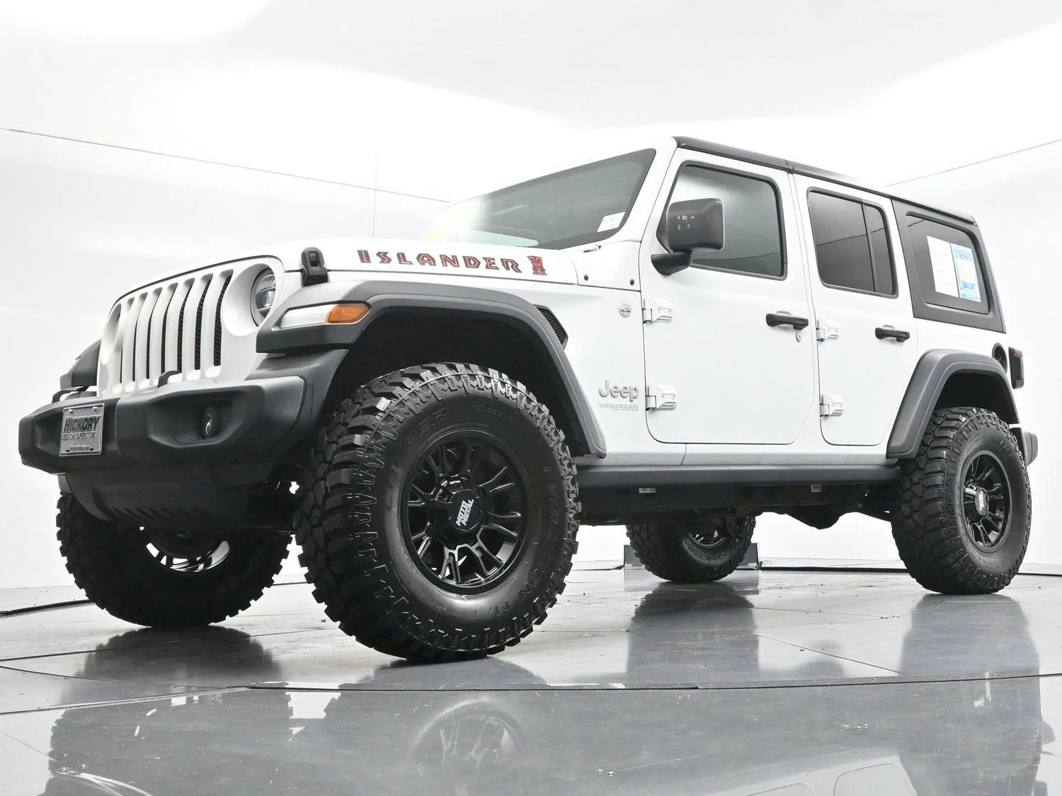 Used 2021 Bright White Clearcoat Jeep Unlimited Islander image 45