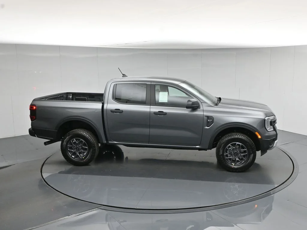 New 2026 Carbonized Gray Metallic Ford XLT image 50