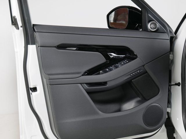 New 2026 Fuji White Land Rover S image 26
