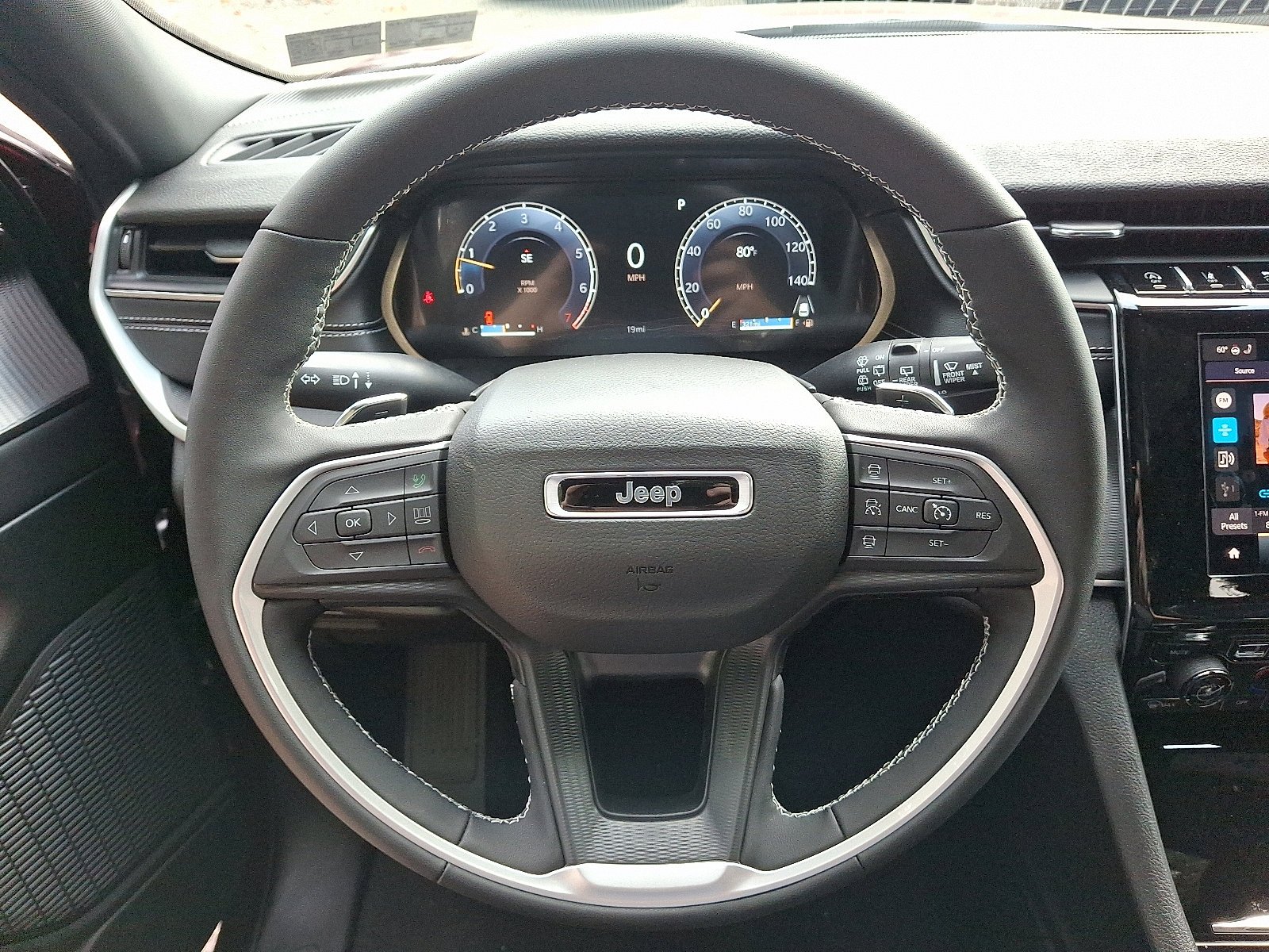 2025 Jeep Grand Cherokee Altitude - Photo 13