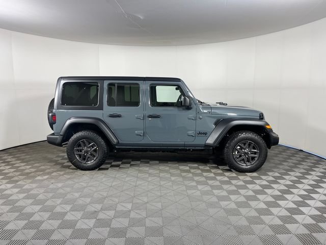 New 2026 Anvil Clear-Coat Exterior Paint Jeep Sport S image 4