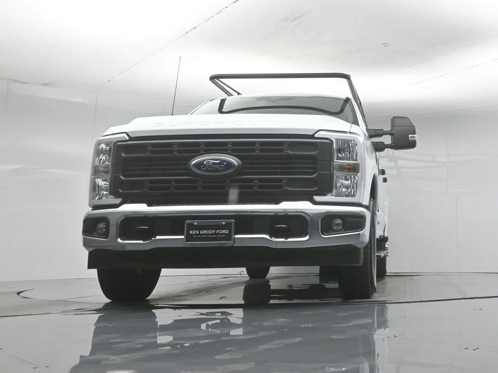 2026 Ford F-350 Super Duty XL - Photo 50