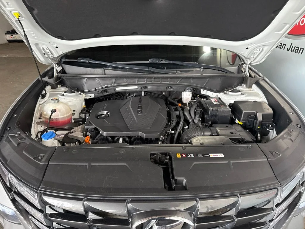 Used 2023 Silver Hyundai SE image 44