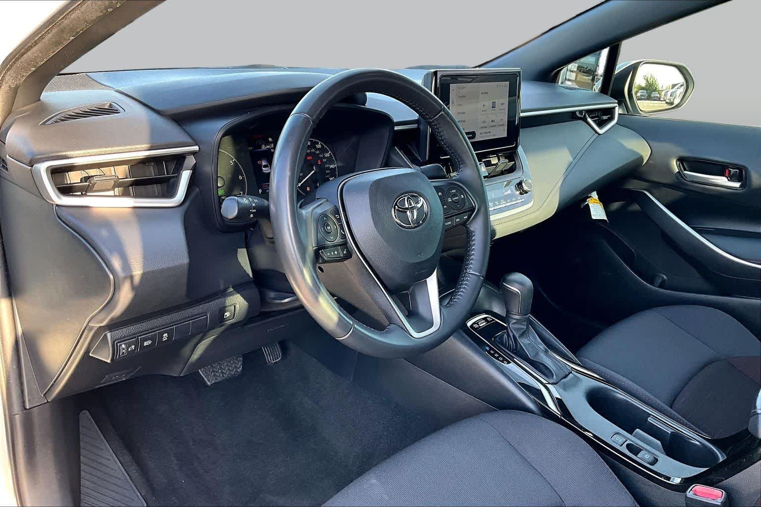 Used 2023 Ice Cap Toyota Hybrid SE image 17