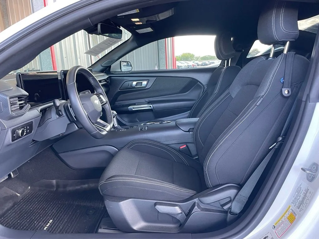 Used 2025 White Ford GT image 10