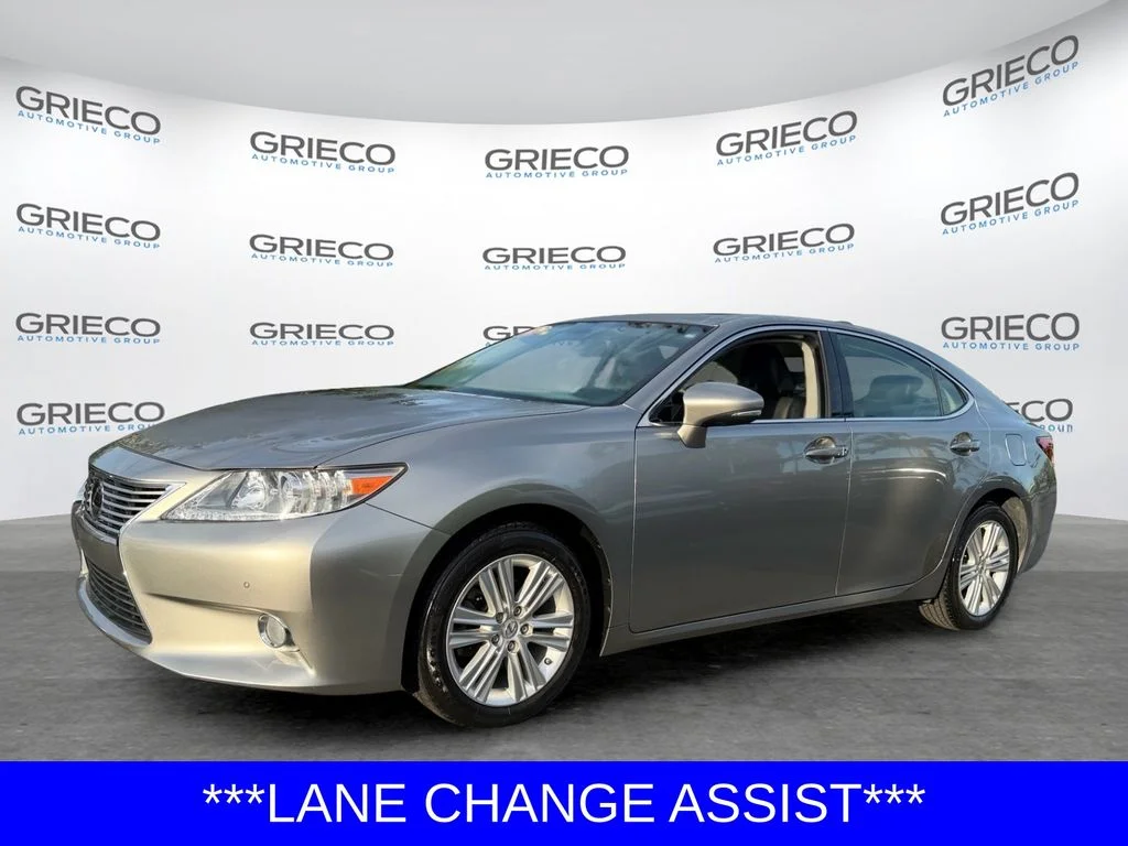 Used 2015 Silver Lexus 350 image 3