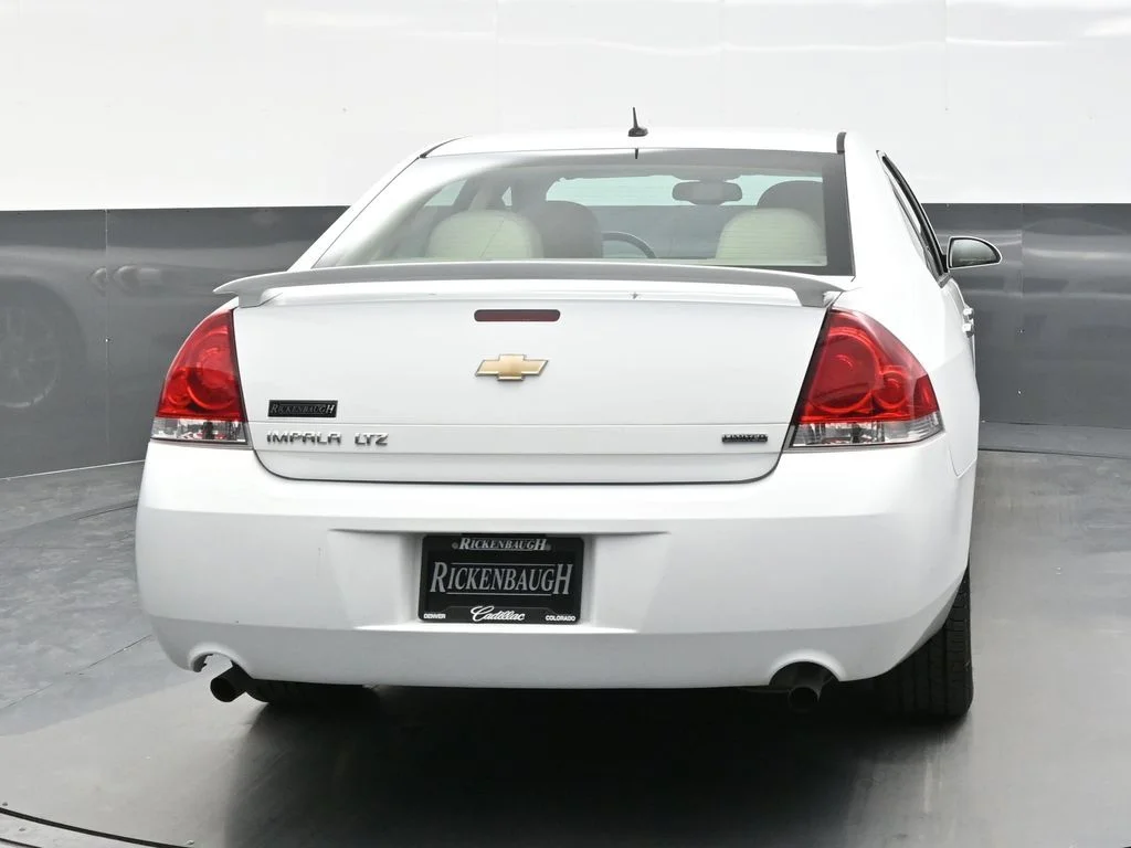 Used 2014 White Chevrolet LTZ image 6