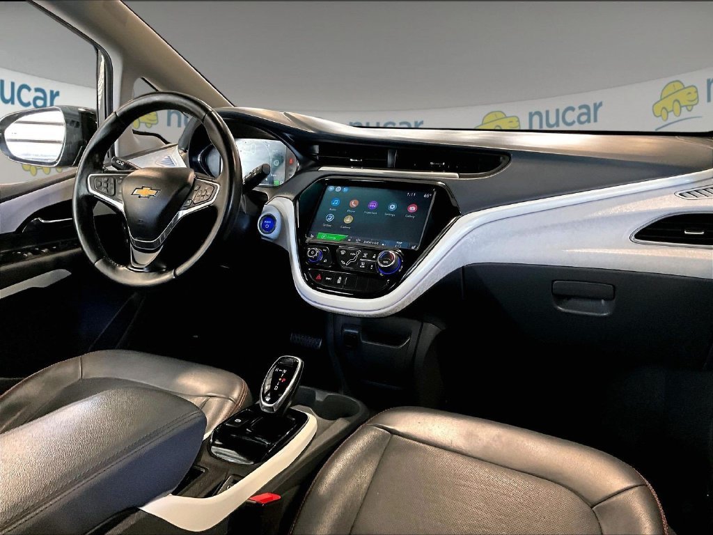 Used 2018 Gray Chevrolet Premier image 14