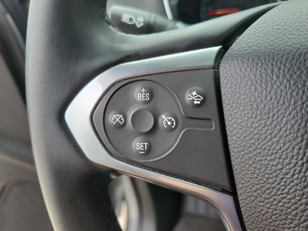 Used 2023 Gray Chevrolet LT image 26
