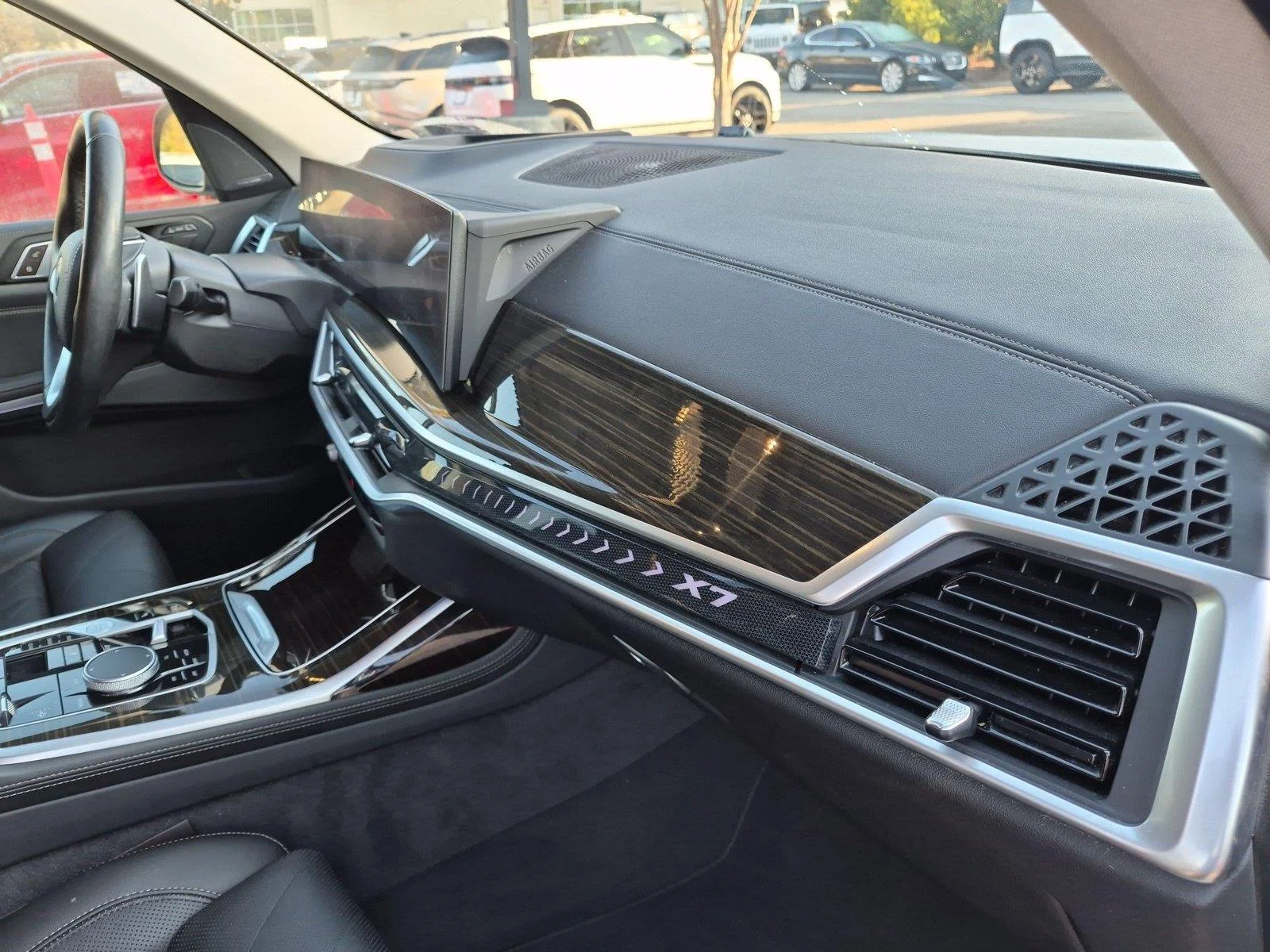 Used 2024 Skyscraper Grey Metallic BMW xDrive40i image 33