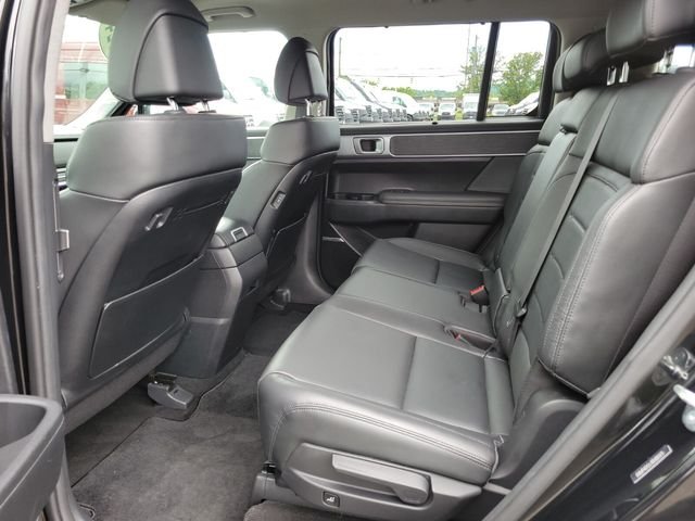 Used 2024 Black Hyundai Limited image 17