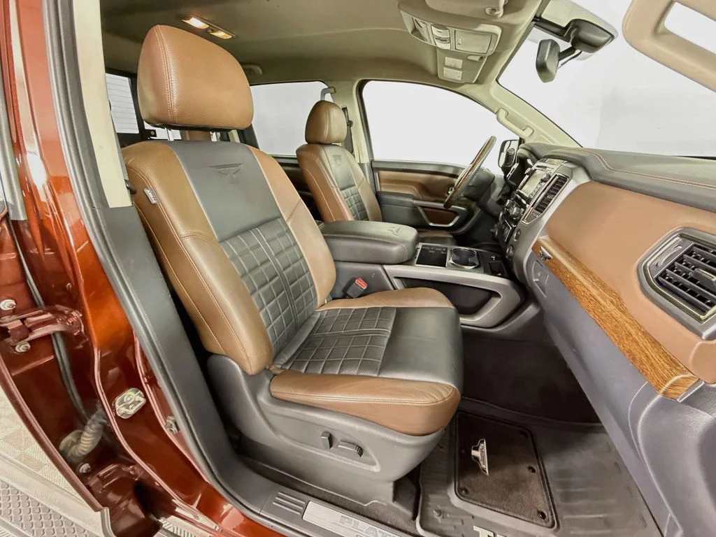 Used 2017 Copper Nissan Platinum Reserve image 29