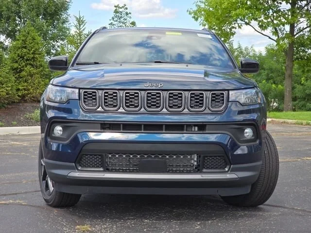 New 2026 Fathom Blue Pearl Coat Jeep Latitude image 3