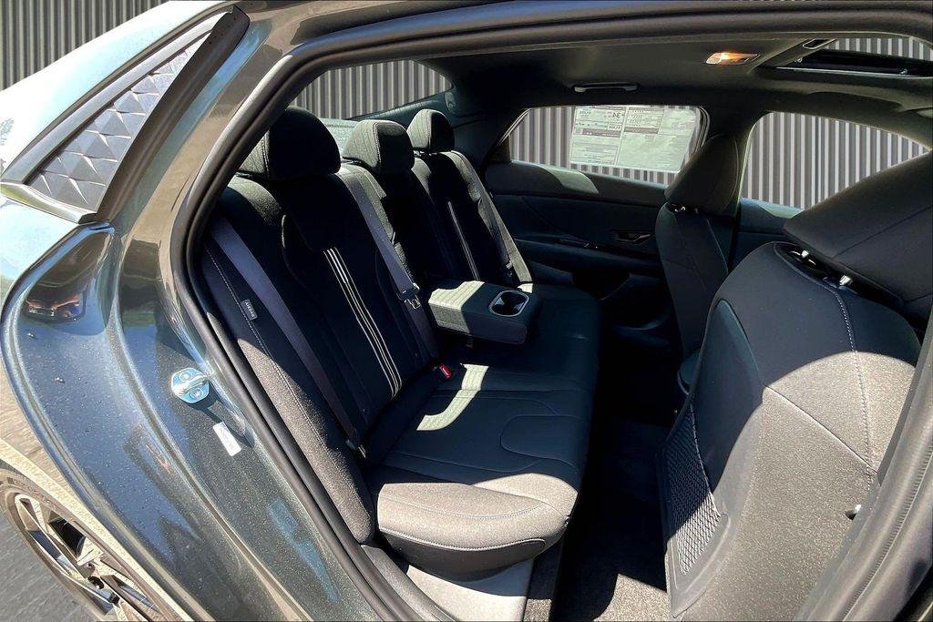 New 2026 Amazon Gray Hyundai SEL Sport image 11