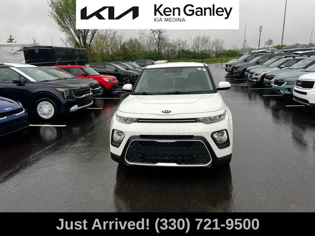 Used 2020 Kia Soul LX with VIN KNDJ23AU3L7084098 for sale in Medina, OH