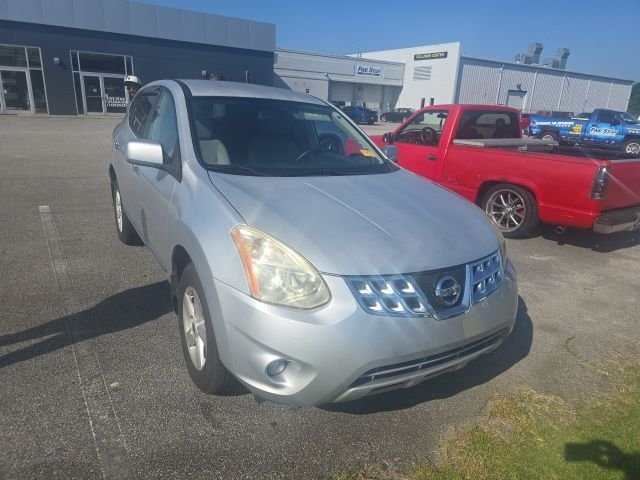 Used 2013 Silver Nissan S image 1