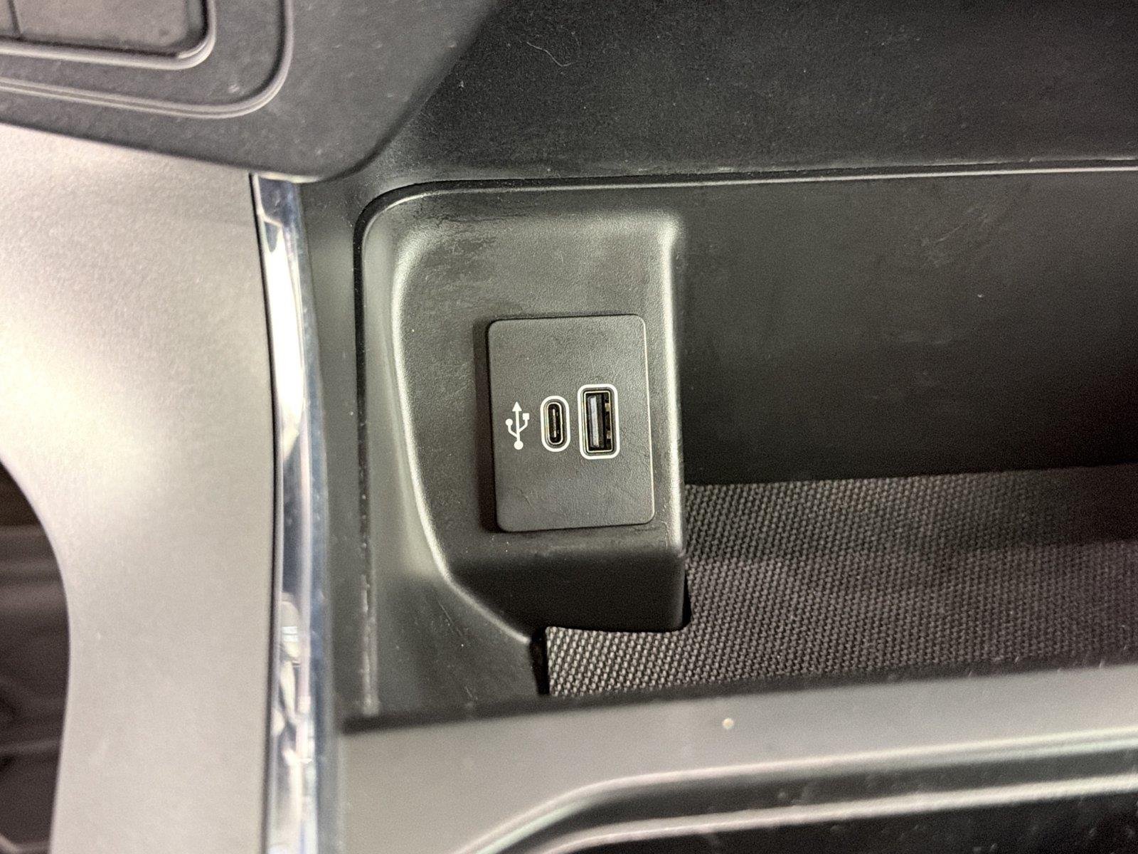 2025 Ford F-150 XLT - Photo 28