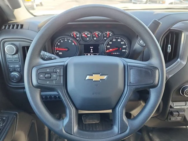 New 2025 Summit White Chevrolet Work Truck image 19