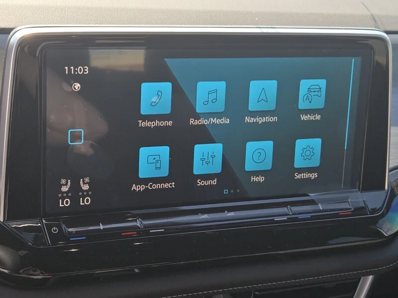 2025 Volkswagen Atlas Cross Sport SE w/Tech - Photo 11
