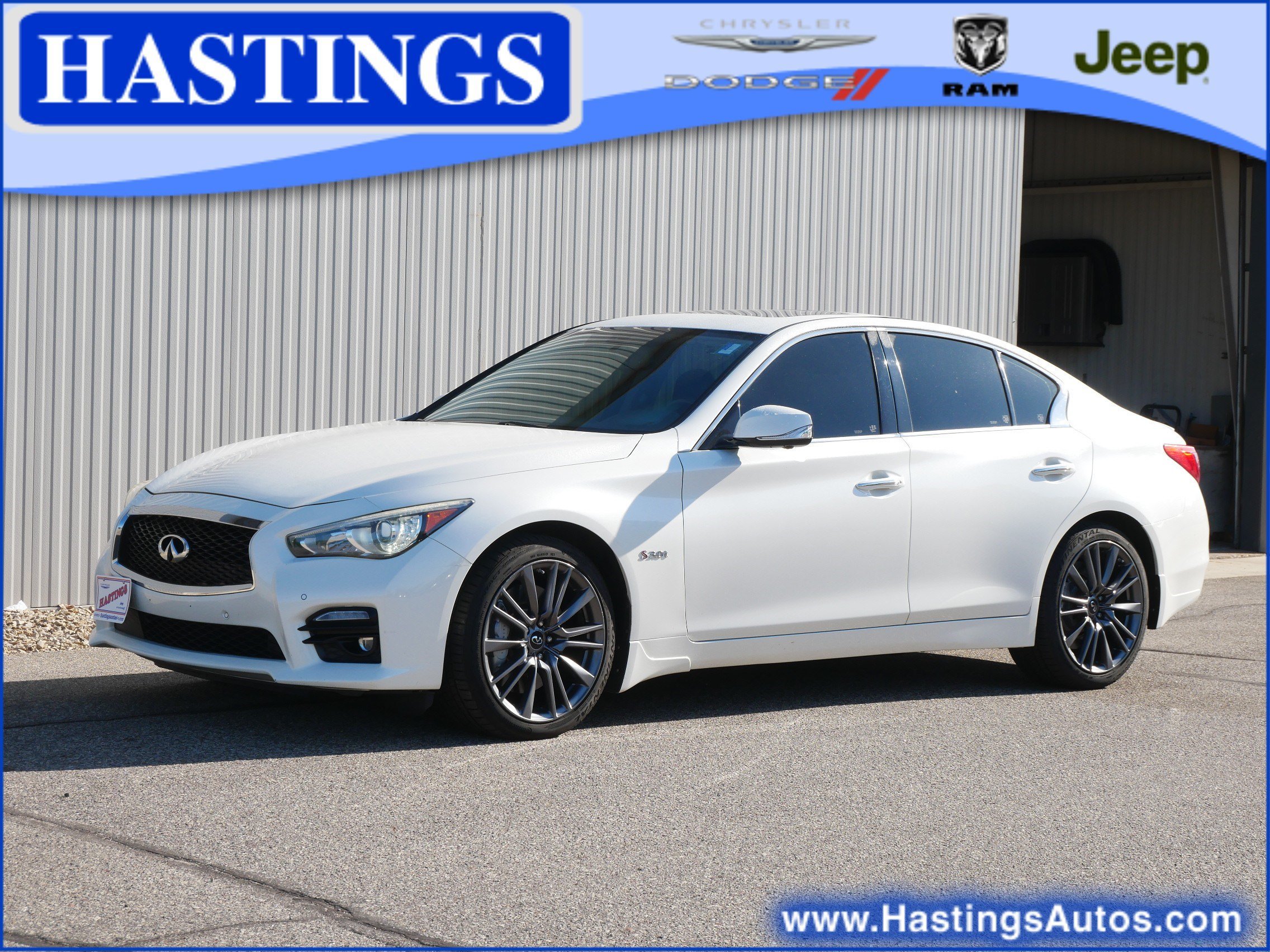 2016 INFINITI Q50