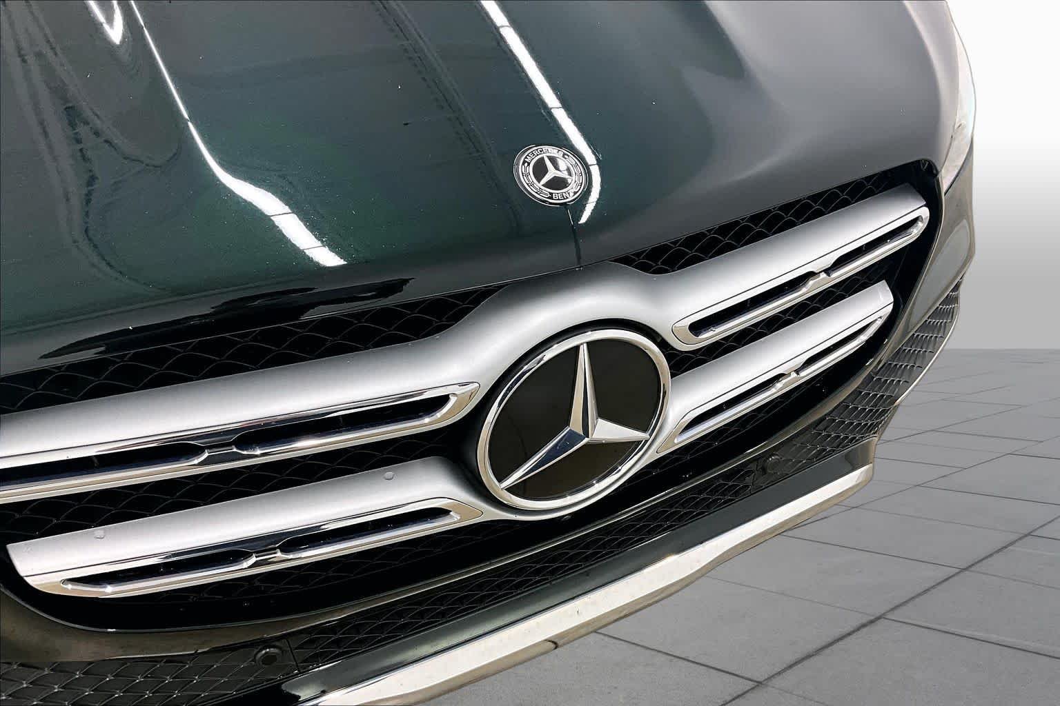 Used 2020 Emerald Green Metallic Mercedes-Benz GLE 350 image 29